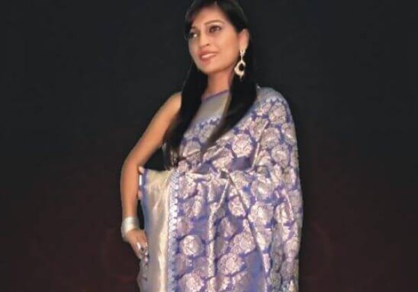 Win a Saree From Ghatkopar Cloth Store (P) Ltd