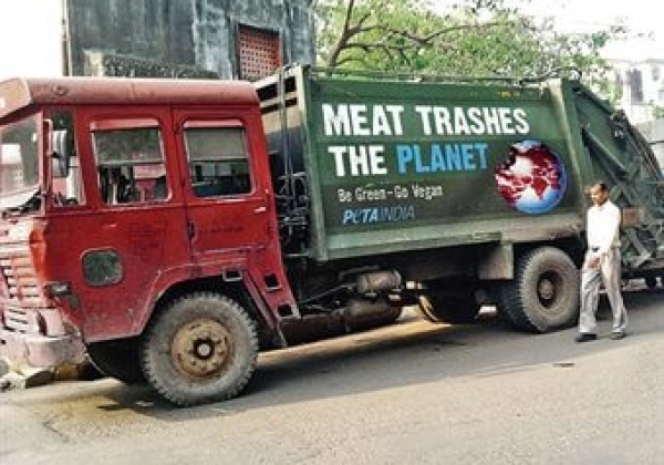 PETA’s Pro-Vegan Ads on Mumbai Garbage Trucks?