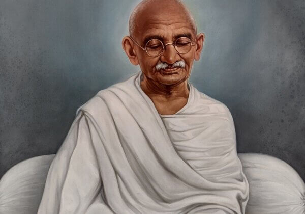 Maharashtra Chief Minister Encouraged by PETA India to Rename Mutton Street ‘Ahimsa Marg’ in Honour of Mahatma Gandhi